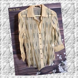 Nic & Zoe Blouse butter yellow and grey